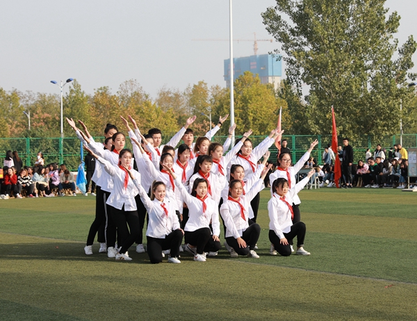 1571709109664123.jpg 酒店_副本.jpg