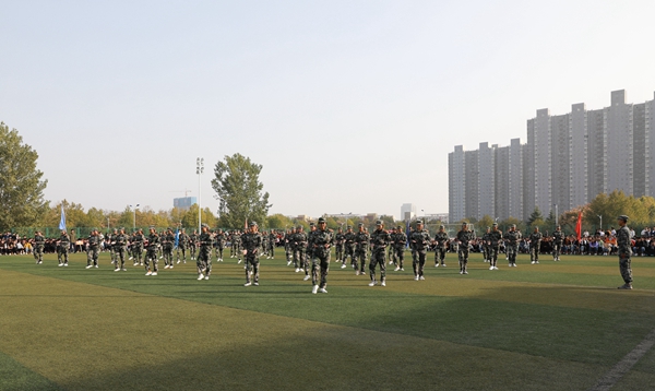 1571709154917927.jpg 女子擒敌_副本.jpg